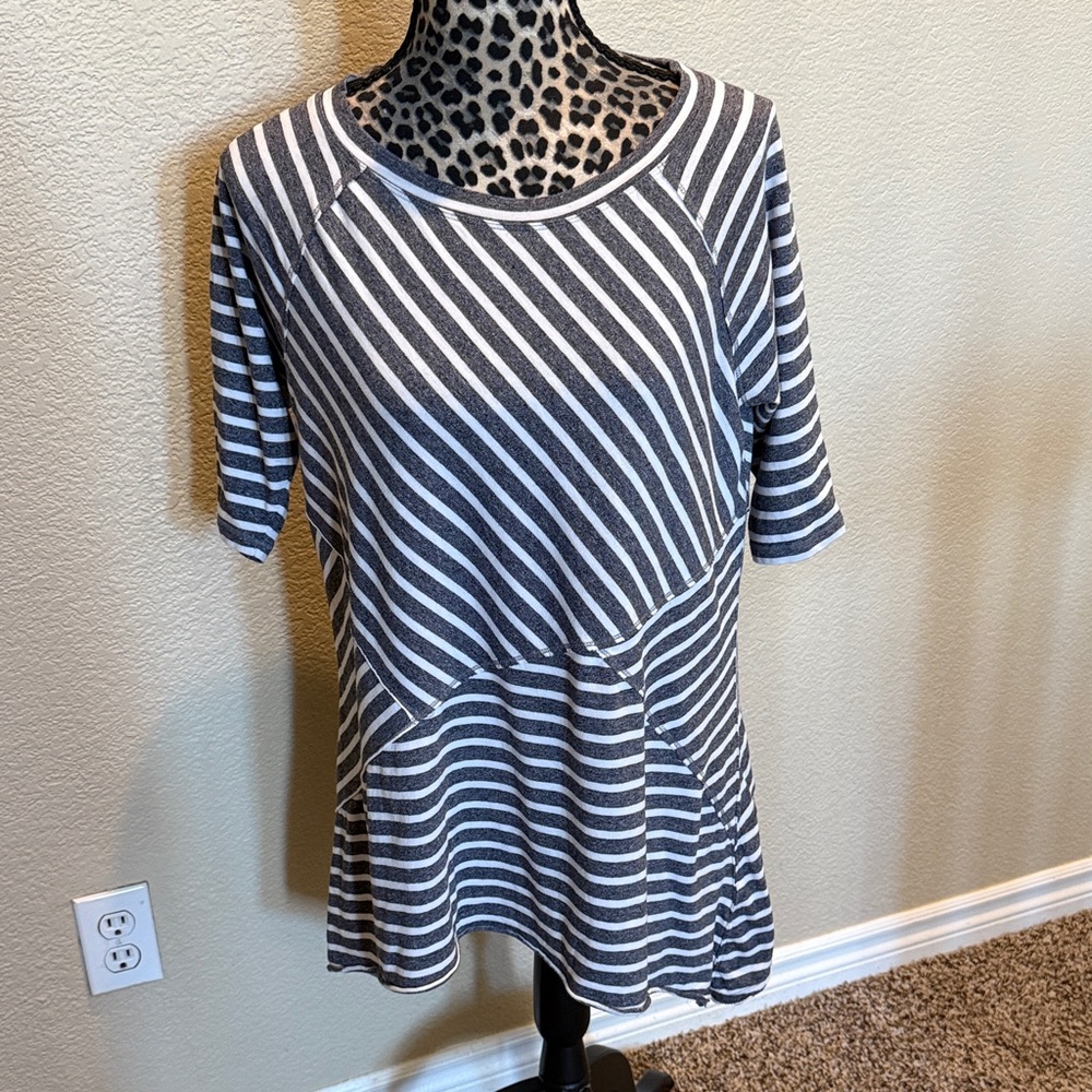 Calvin Klein Performance grey and White 3/4 Sleeves striped Tunic